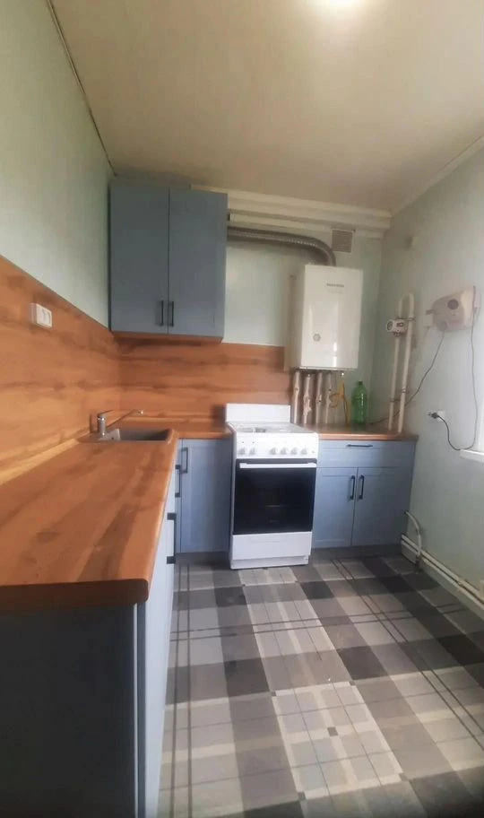 Кухня любой сложности на заказ с монтажом